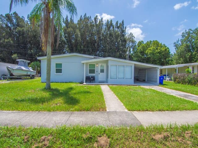 329 21st Road SW, Vero Beach, FL 32962