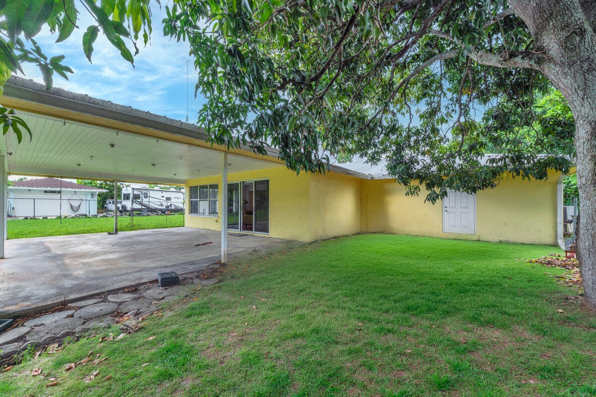 446 SANTA FE Road, West Palm Beach, FL 33406 photo 17