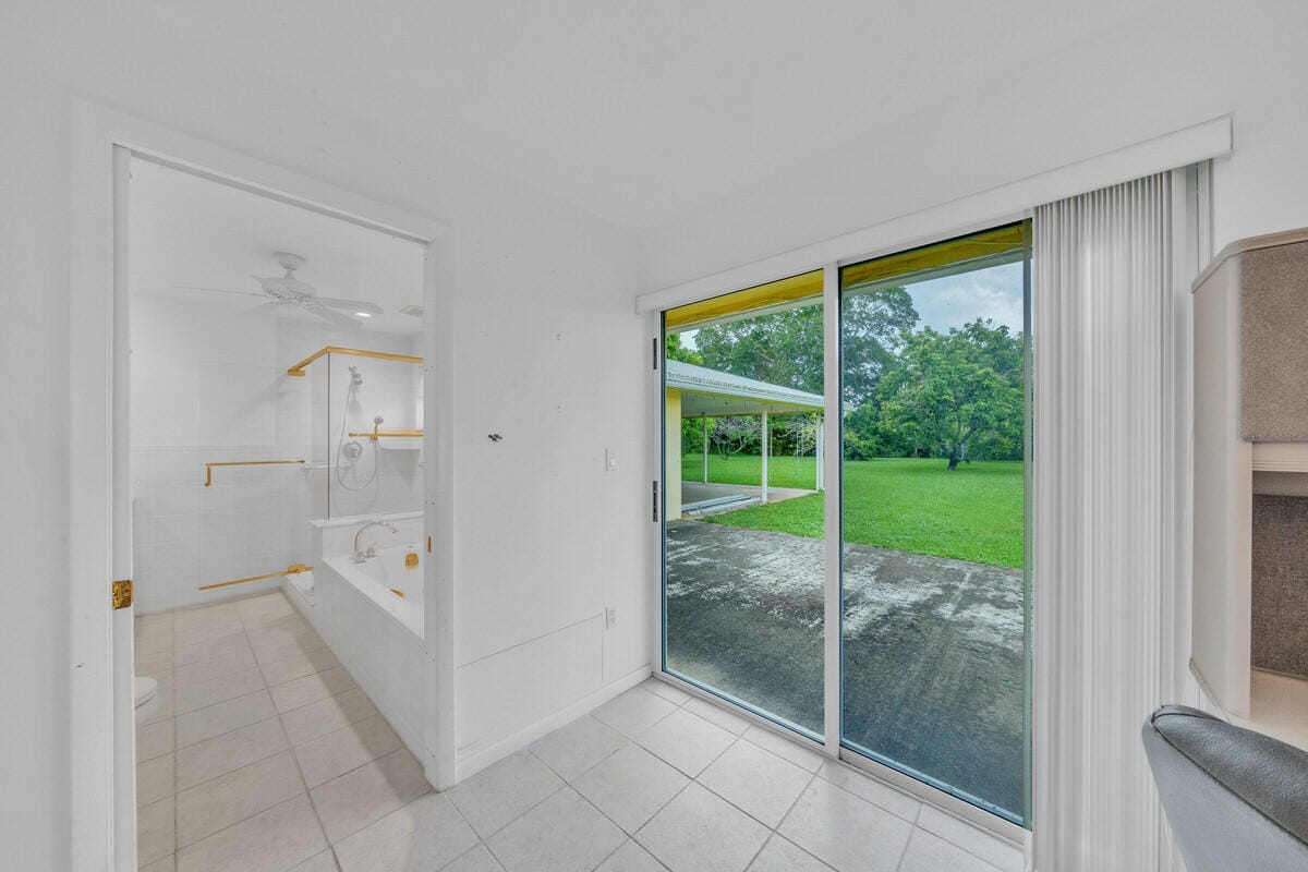 446 SANTA FE Road, West Palm Beach, FL 33406 photo 20
