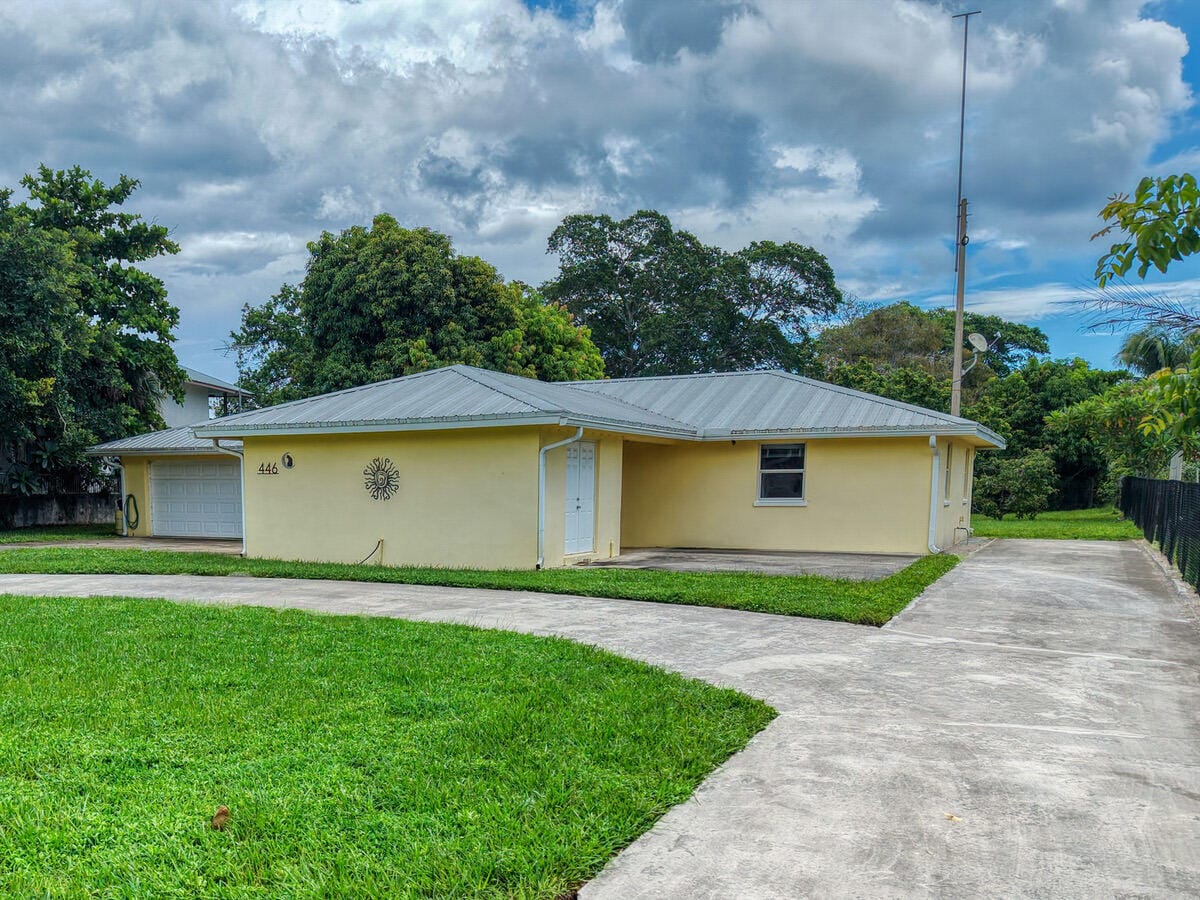 446 SANTA FE Road, West Palm Beach, FL 33406 photo 10