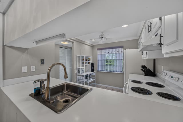 1205 Bahama Bend F1, Coconut Creek, FL 33066