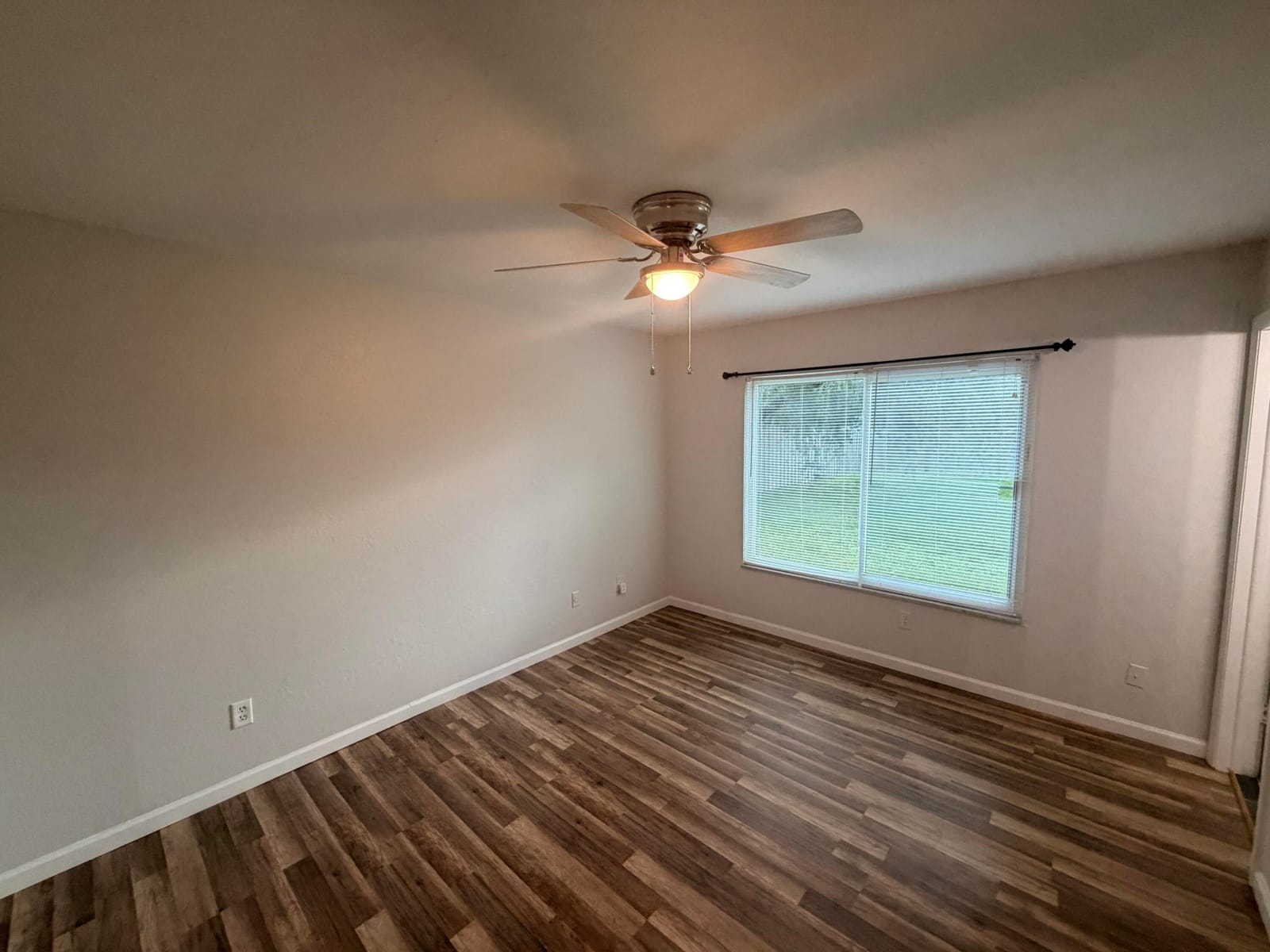286 SW Kentwood Road — photo 8