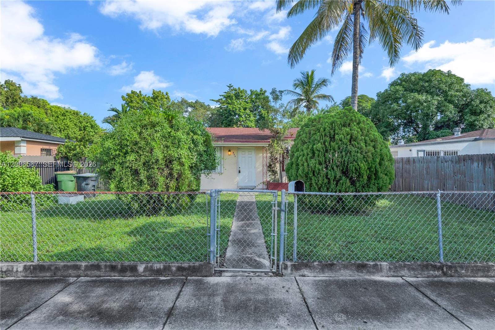 855 NW 130th Street, North Miami, FL 33168 photo 2