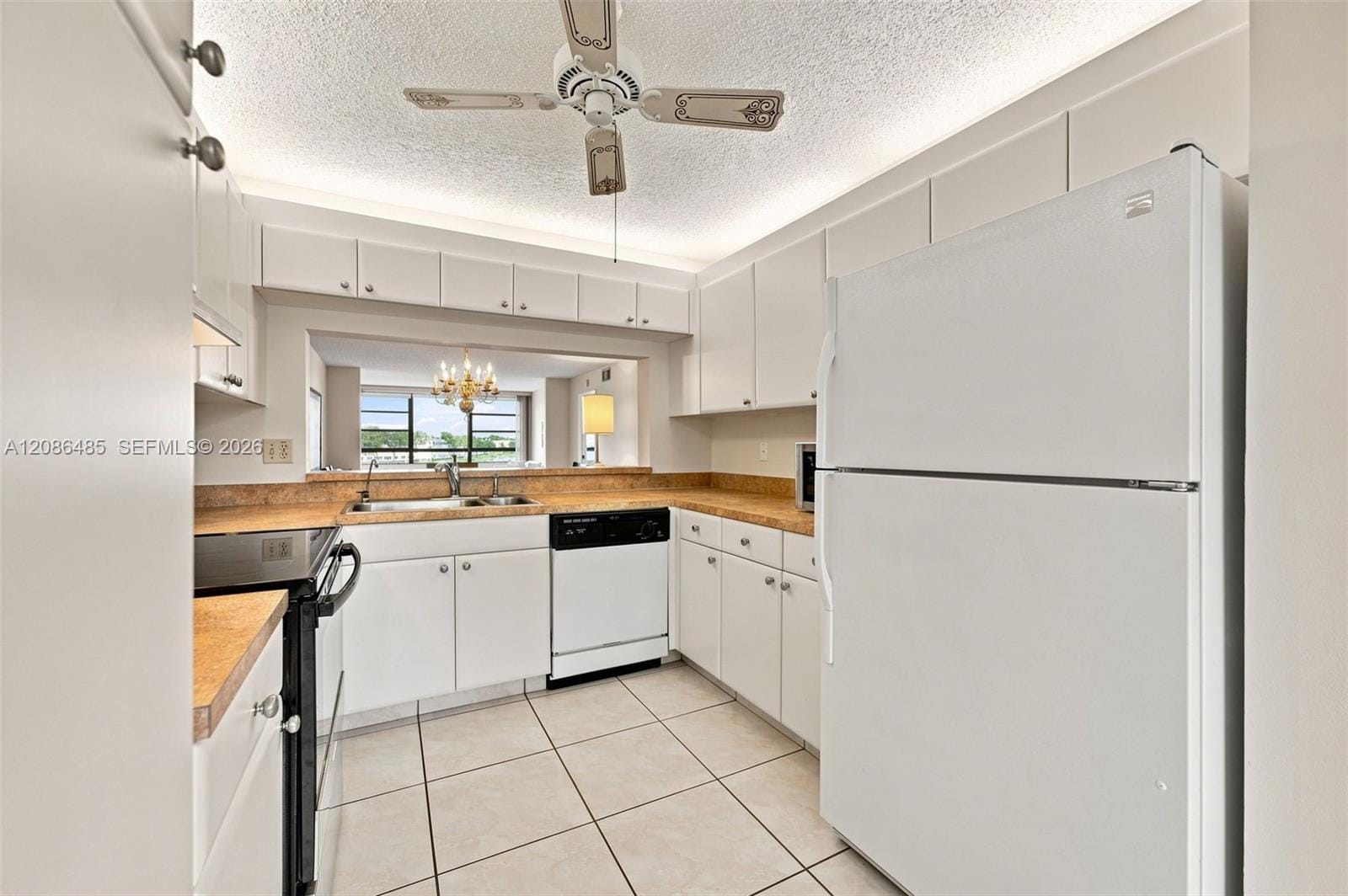 10668 W Clairmont Circle 303, Tamarac, FL 33321 photo 2