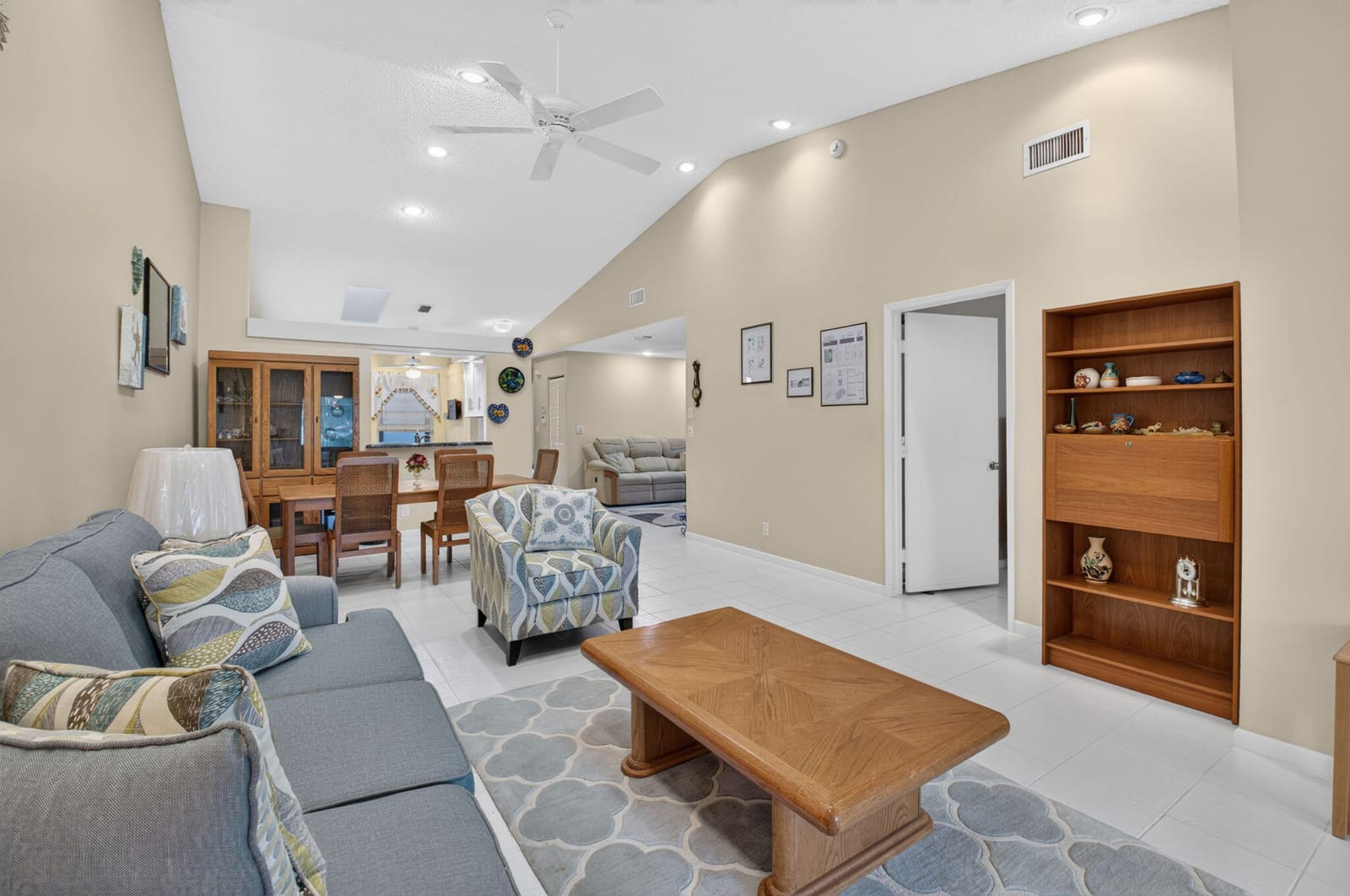 6367 Pointe Pleasant Circle — photo 11