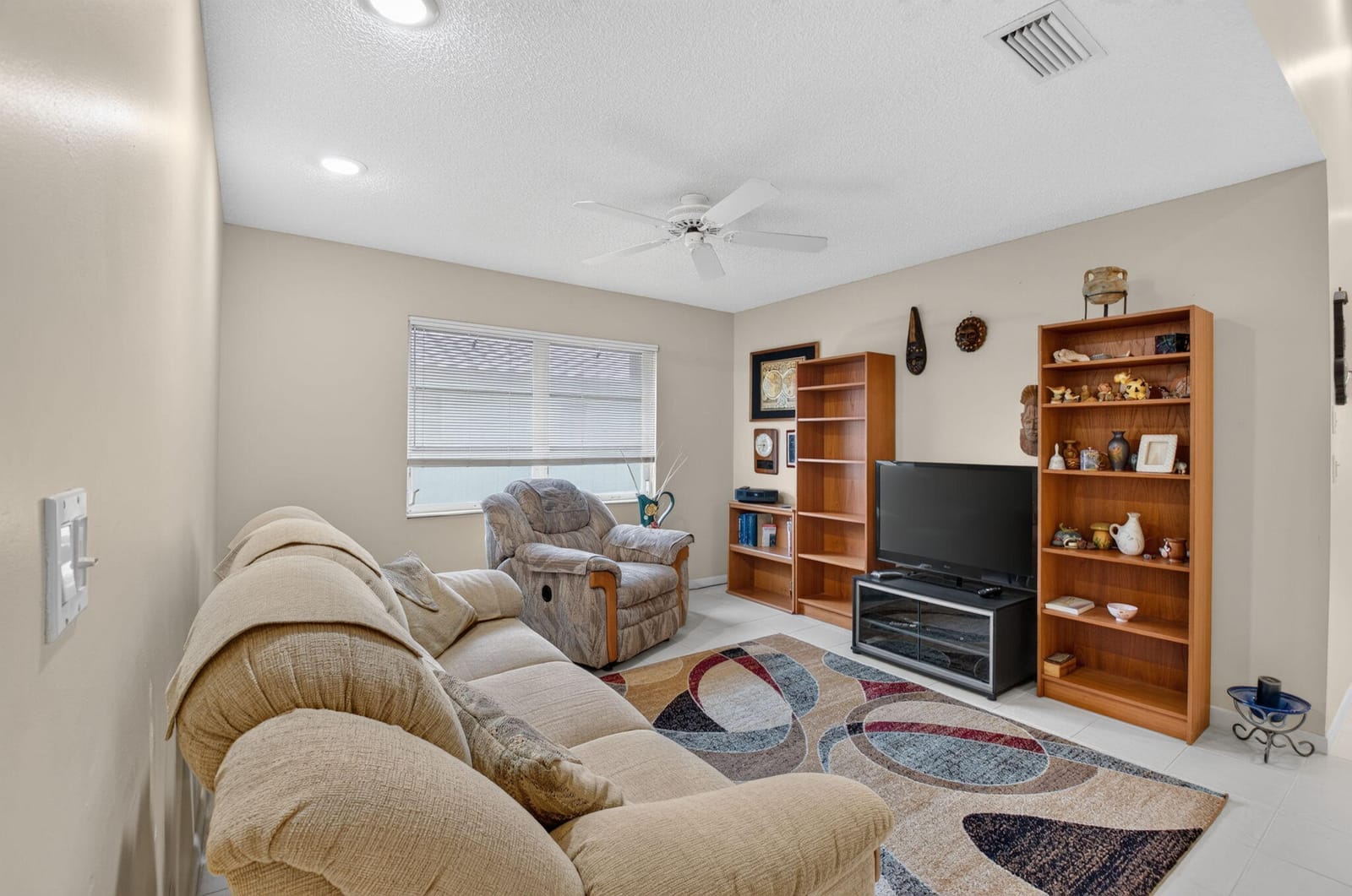 6367 Pointe Pleasant Circle — photo 5