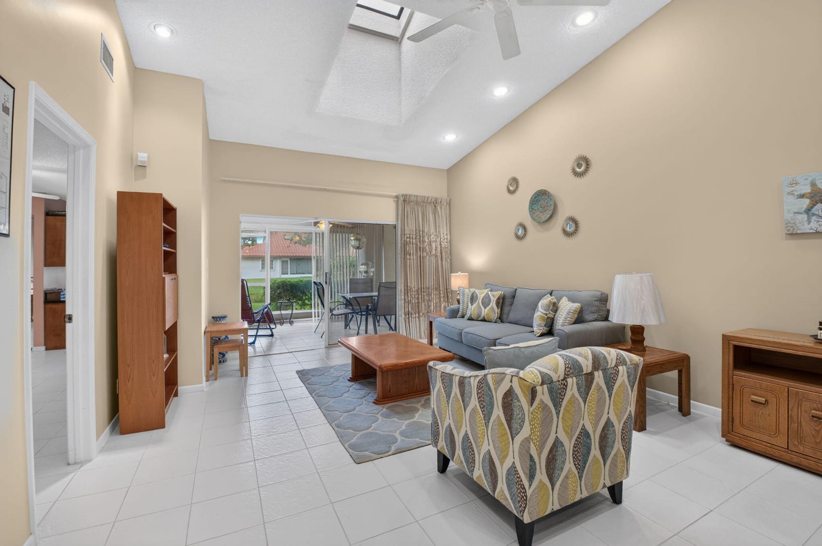 6367 Pointe Pleasant Circle — photo 8