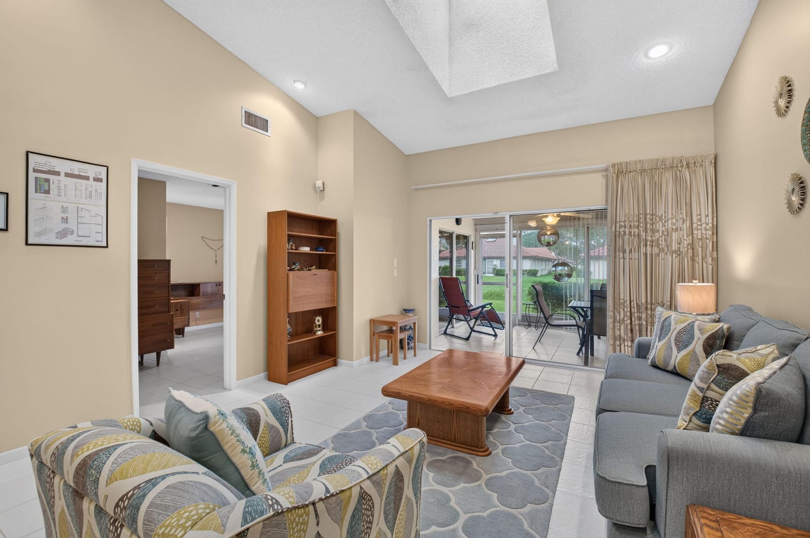 6367 Pointe Pleasant Circle — photo 9