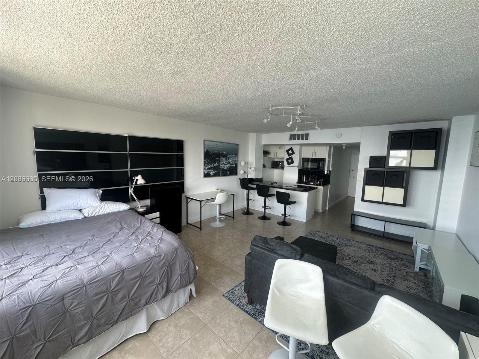 905 Brickell Bay Drive 1029, Miami, FL 33131 photo 3
