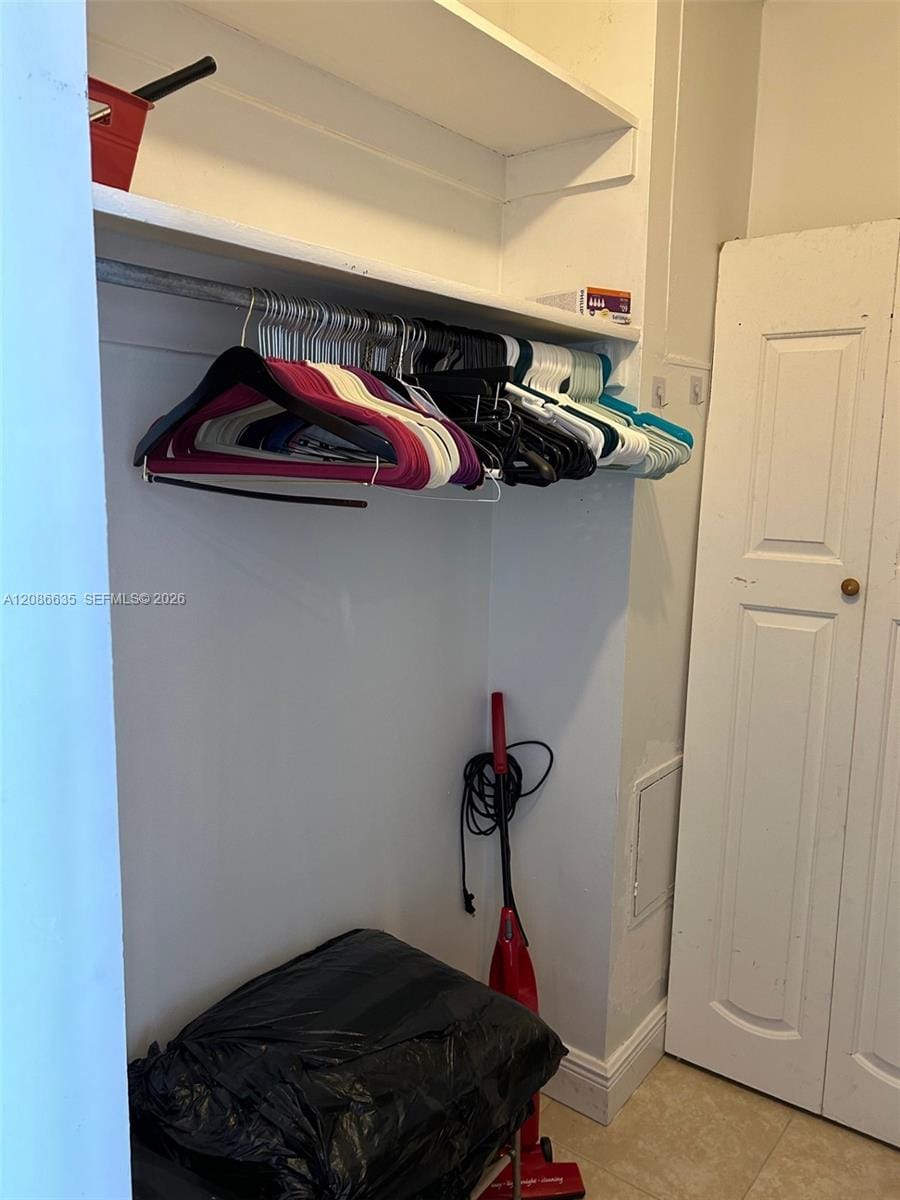 905 Brickell Bay Drive 1029, Miami, FL 33131 photo 25