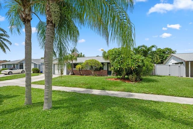 12069 Easterly Avenue, Palm Beach Gardens, FL 33410