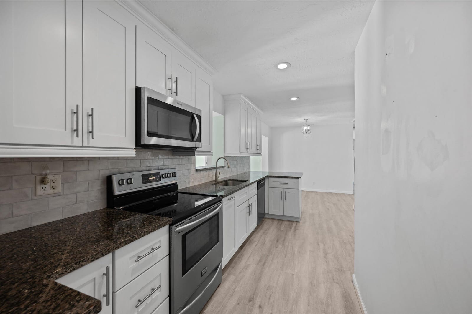 12069 Easterly Avenue — photo 11