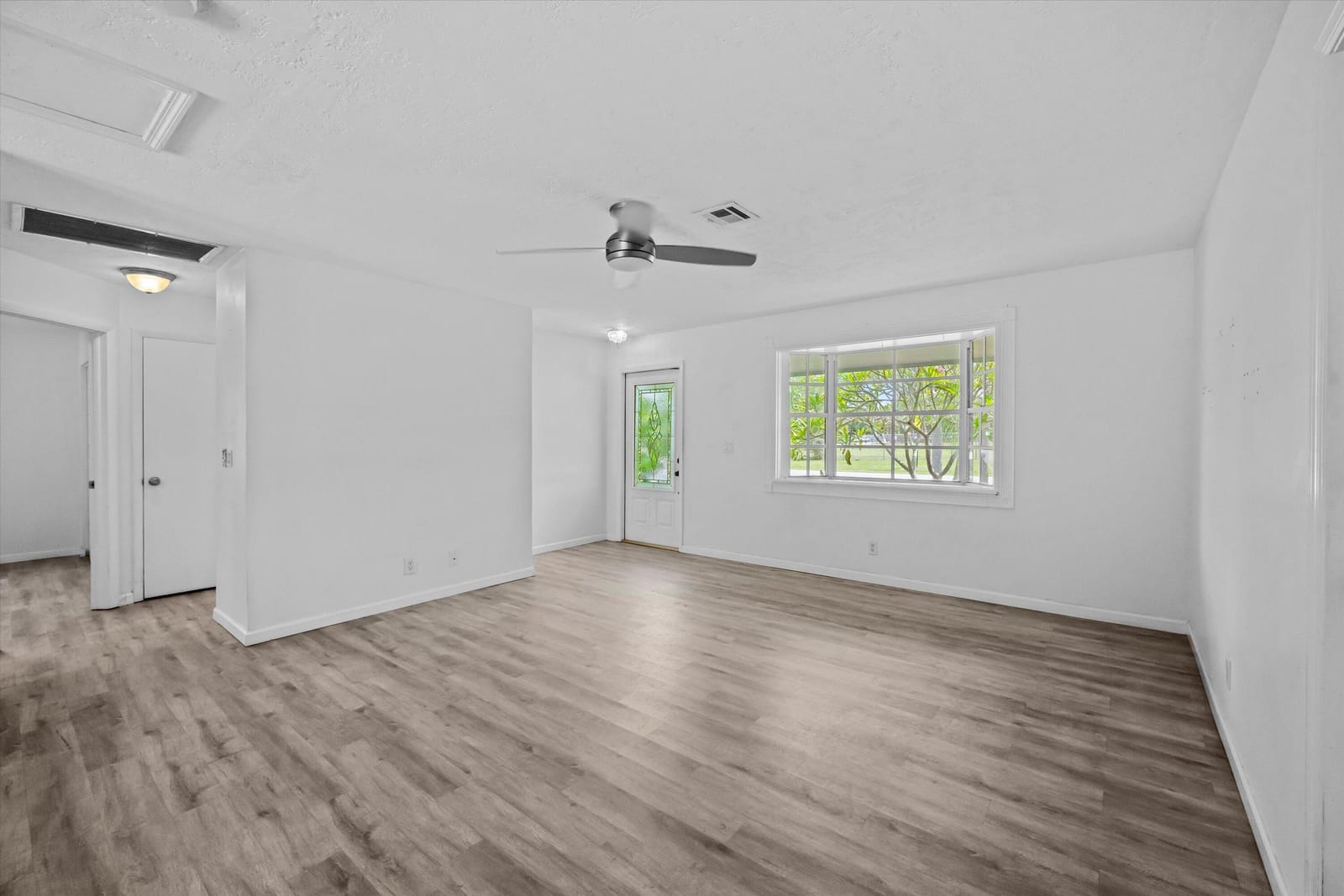 12069 Easterly Avenue — photo 7