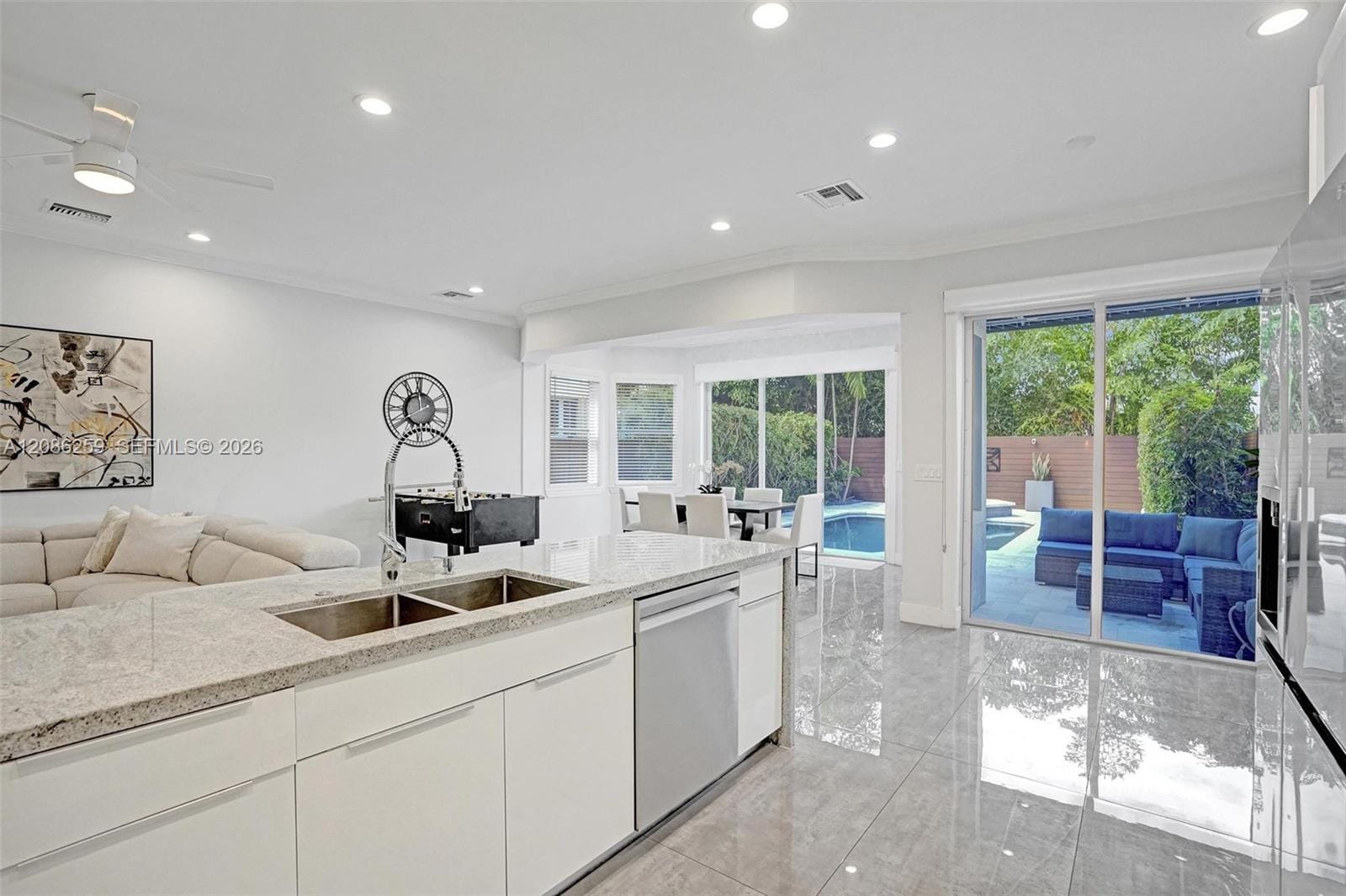 453 SW 5th Avenue — photo 11