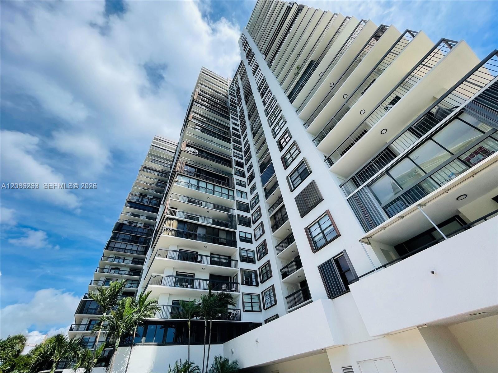 2333 Brickell Avenue 409, Miami, FL 33129 photo 23