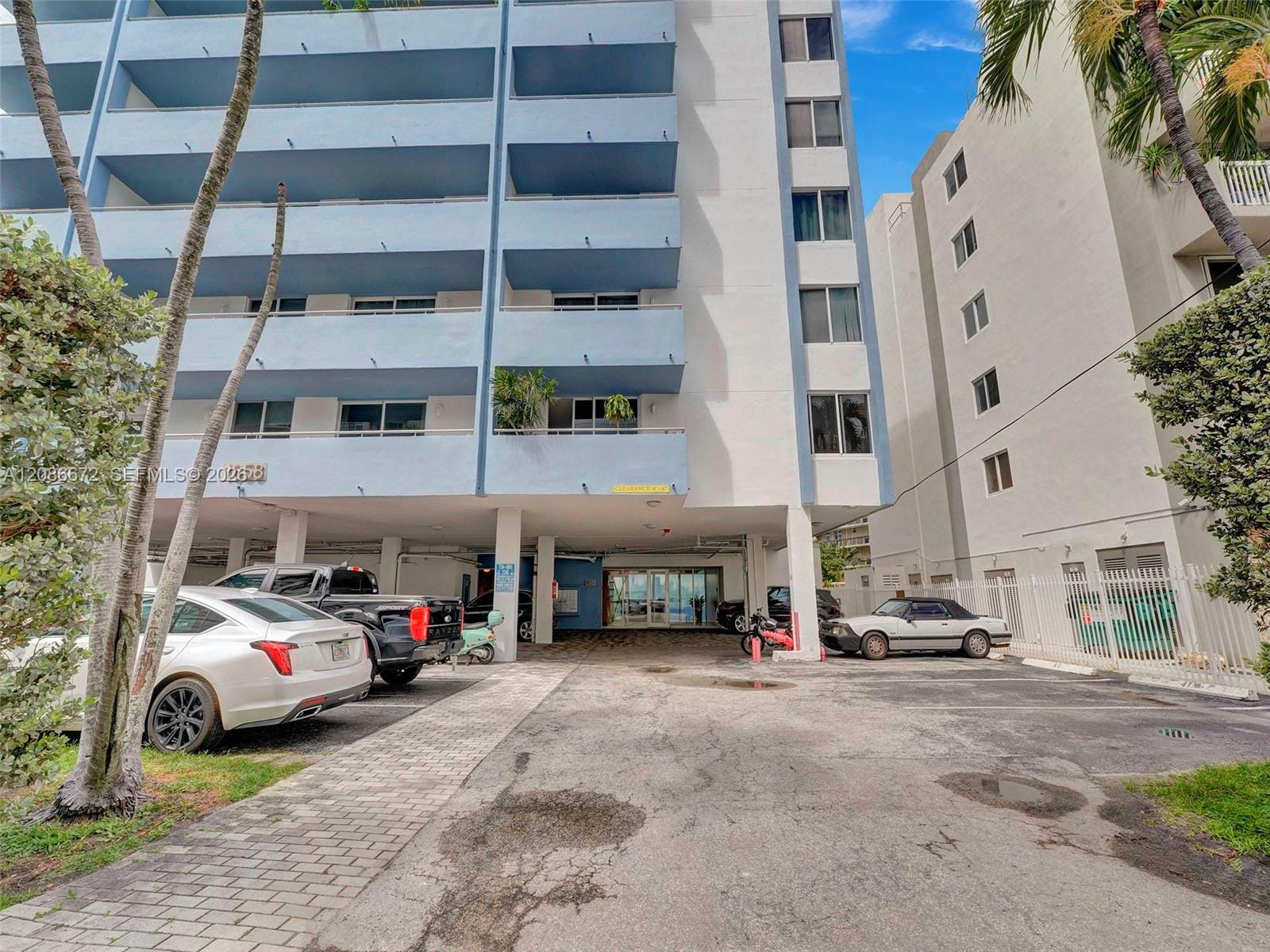 1658 Bay Road 303, Miami Beach, FL 33139 photo 3
