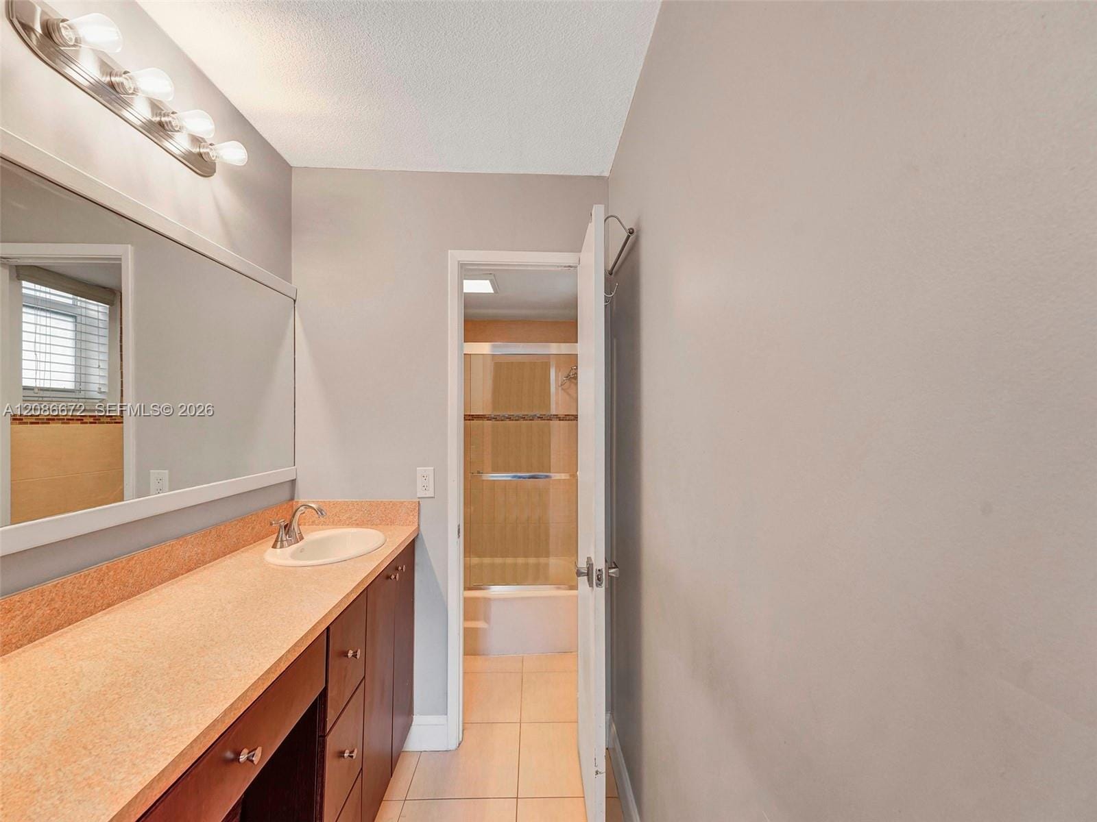 1658 Bay Road 303, Miami Beach, FL 33139 photo 28