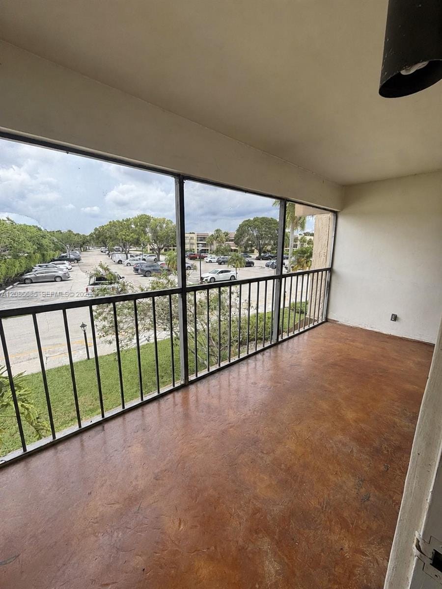 240 Lakeview Drive 212 — photo 4
