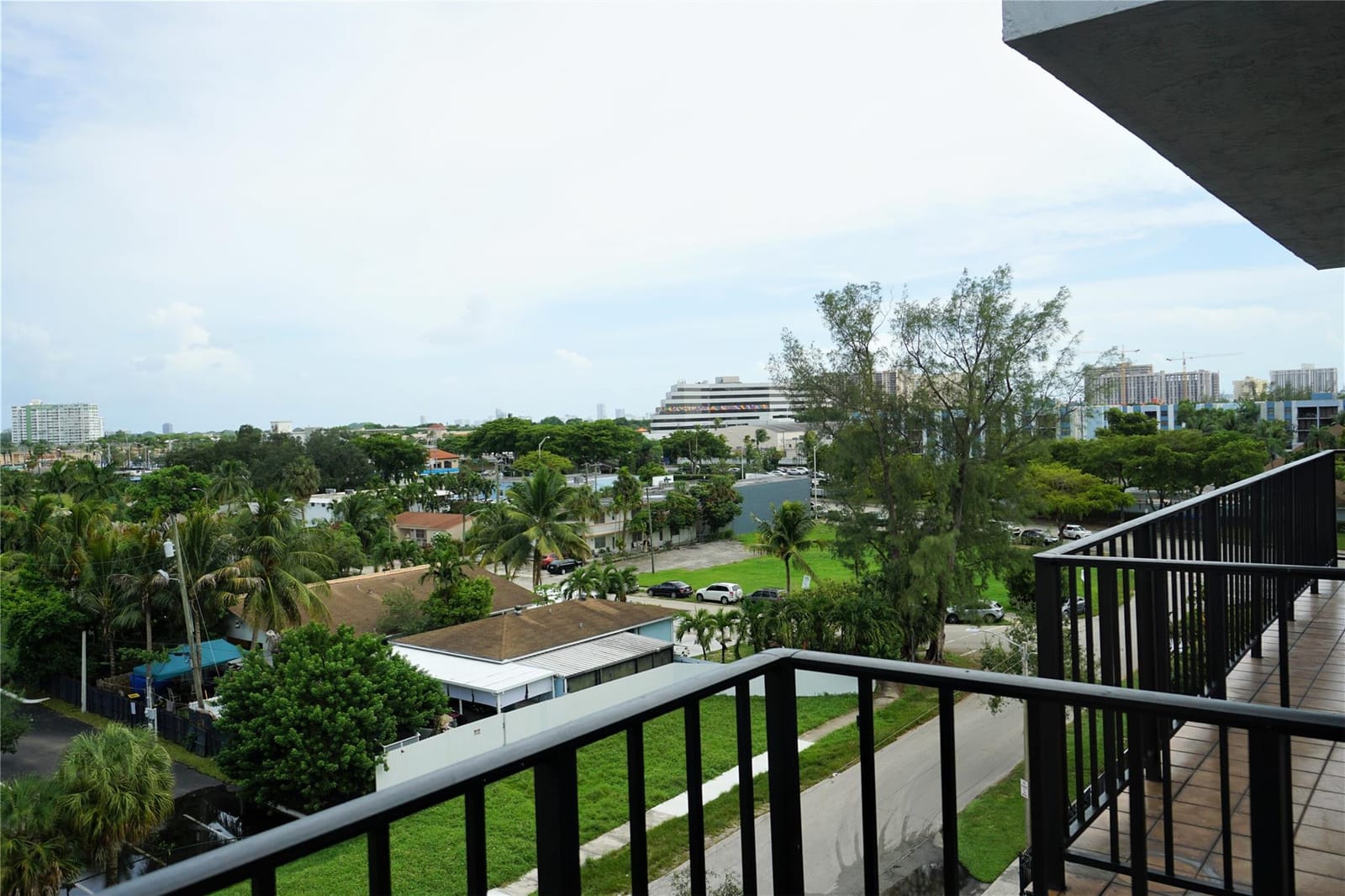 12500 NE 15TH Avenue 614, North Miami, FL 33161 photo 23