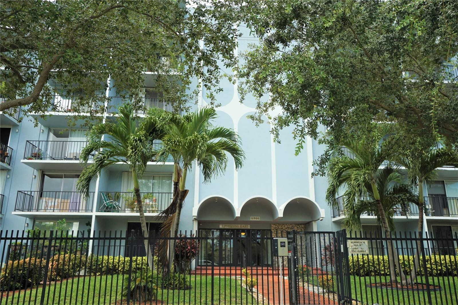 12500 NE 15TH Avenue 614, North Miami, FL 33161 photo 4