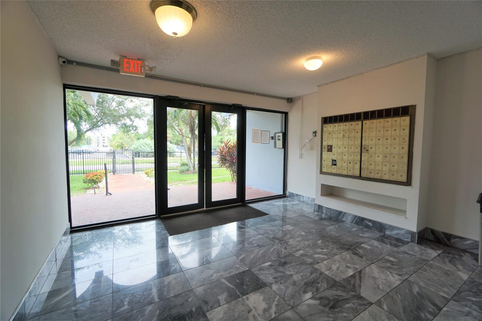 12500 NE 15TH Avenue 614, North Miami, FL 33161 photo 5