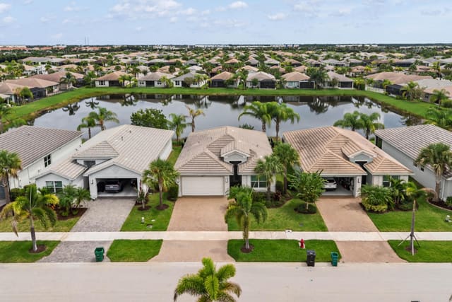 12180 SW JASPER LAKE Way, Port St. Lucie, FL 34987
