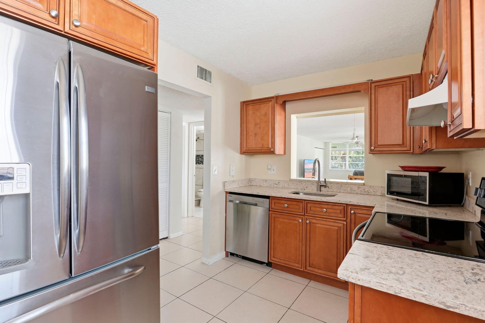 2825 SW 22nd Avenue 201 — photo 1