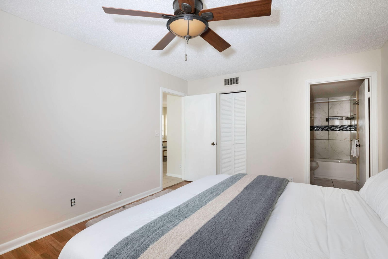 2825 SW 22nd Avenue 201 — photo 11