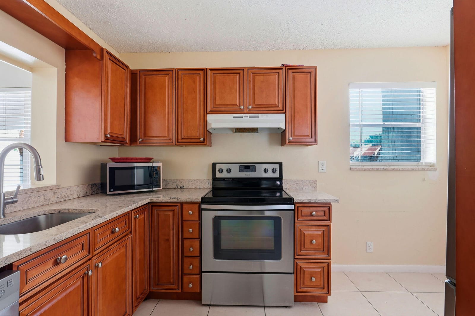 2825 SW 22nd Avenue 201 — photo 3
