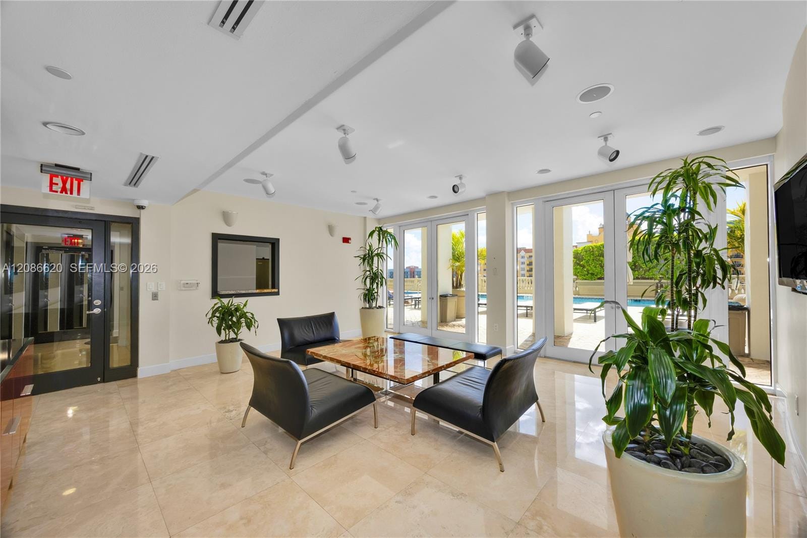 10 Aragon Avenue 810, Coral Gables, FL 33134 photo 30