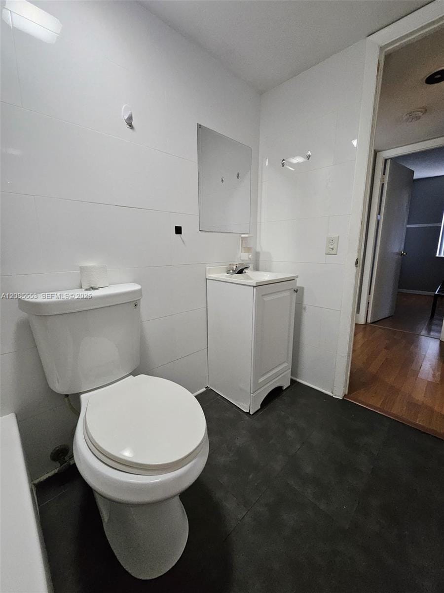 8301 SW 142nd Avenue B205 — photo 7