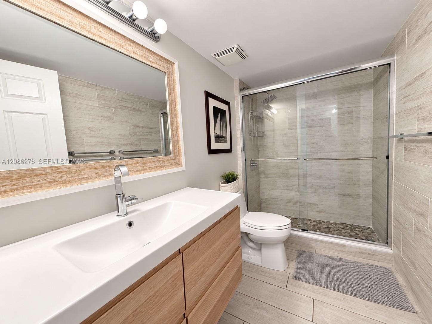 3000 Coral Way 1408, Miami, FL 33145 photo 2