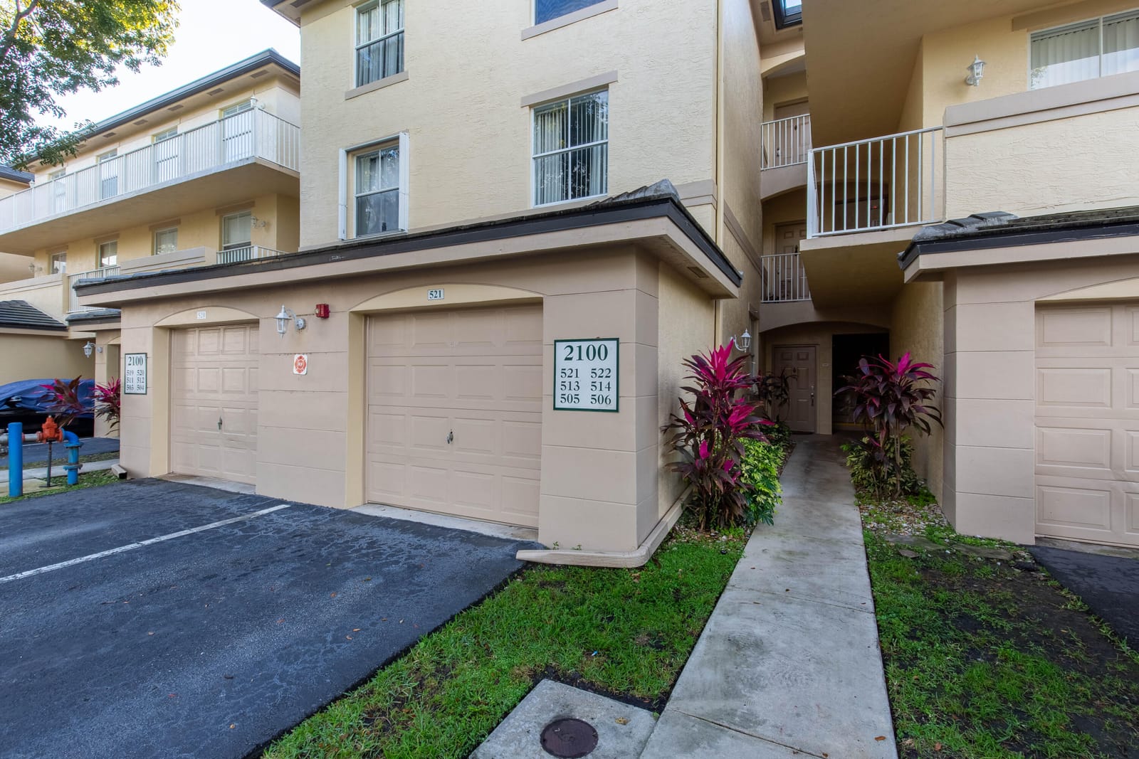 2100 Greenview Shores Boulevard 505, Wellington, FL 33414 photo 2