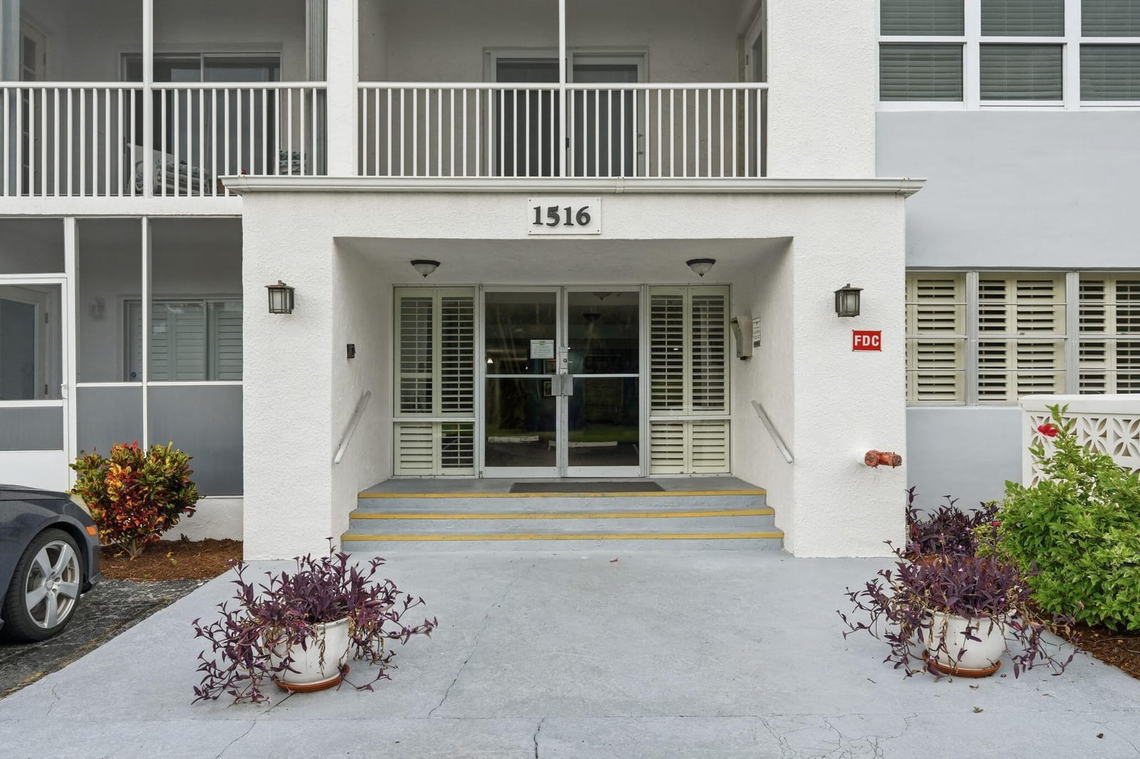 1516 S Lakeside Drive 408 — photo 12