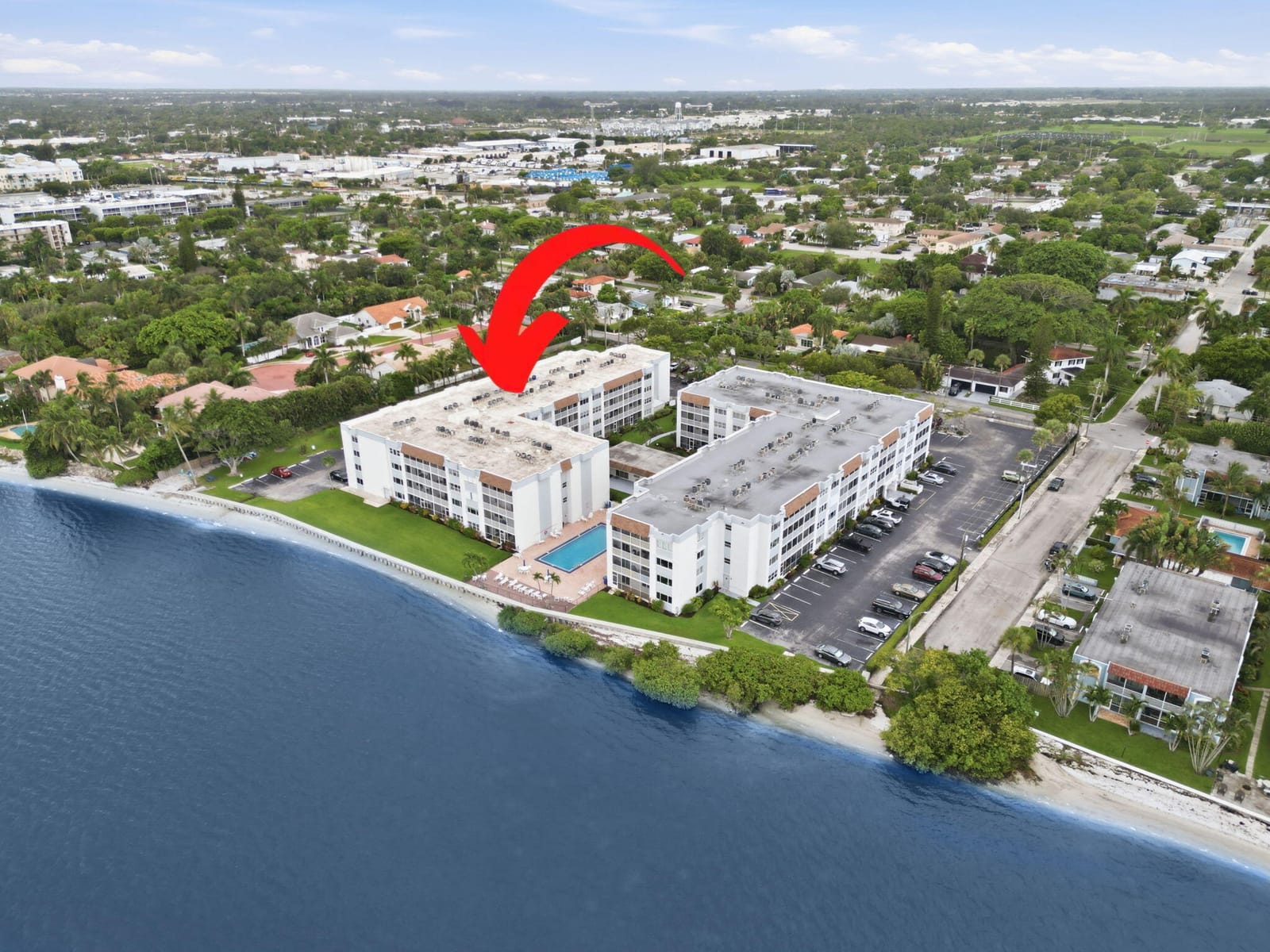 1516 S Lakeside Drive 408 — photo 4