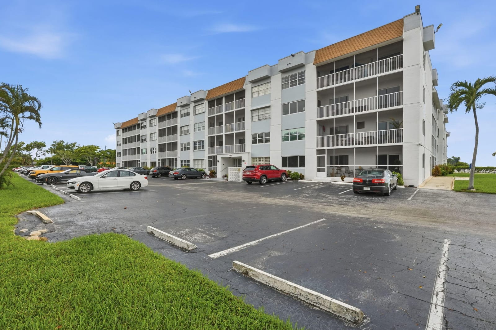 1516 S Lakeside Drive 408 — photo 10