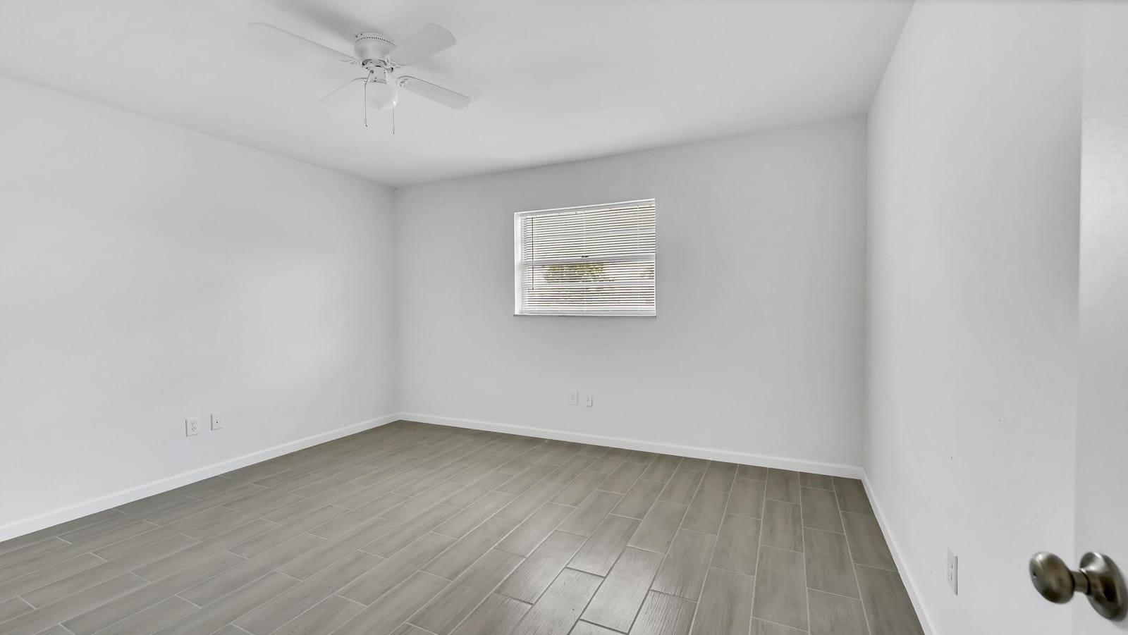 3883 Park Lane, Palm Springs, FL photo 19