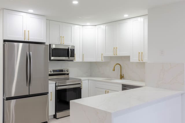 31 NE 28TH Court, Wilton Manors, FL 33334