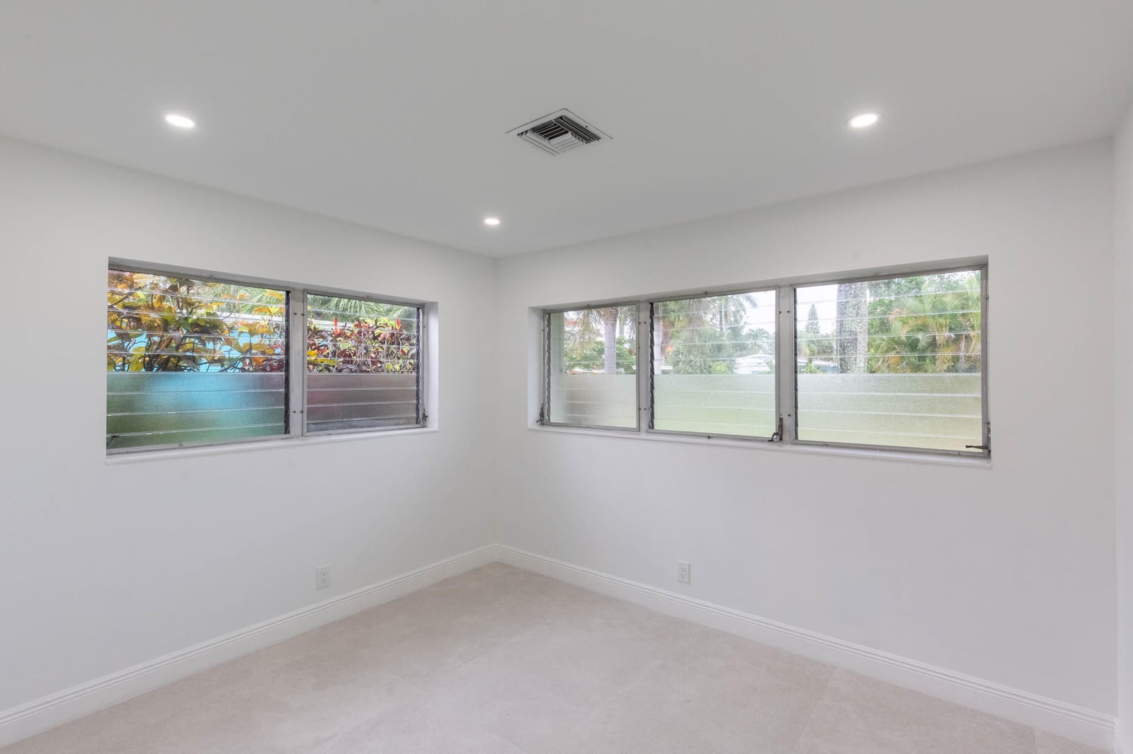 31 NE 28TH Court, Wilton Manors, FL 33334 photo 22
