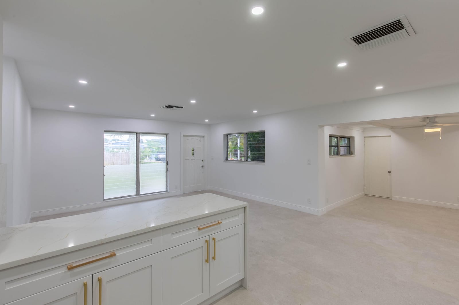 31 NE 28TH Court, Wilton Manors, FL 33334 photo 10