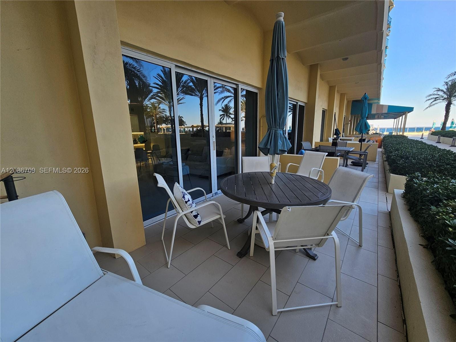 2501 S Ocean Drive L17 — photo 1