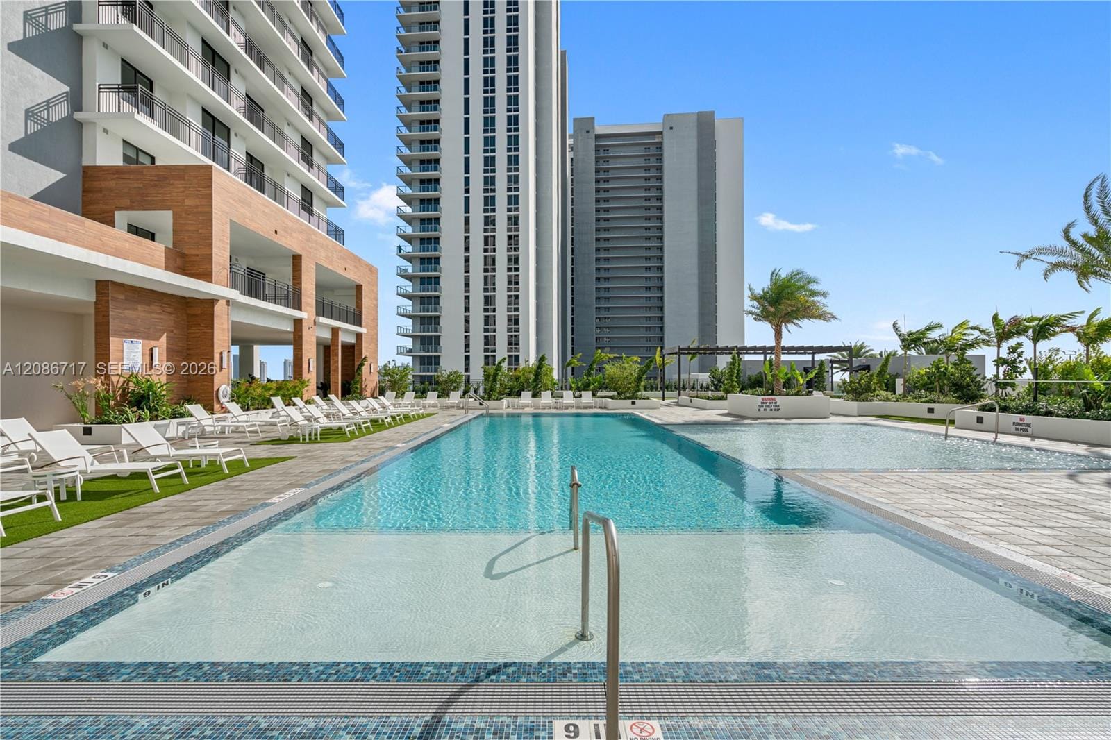 16395 Biscayne Boulevard 216, North Miami Beach, FL 33160 photo 12