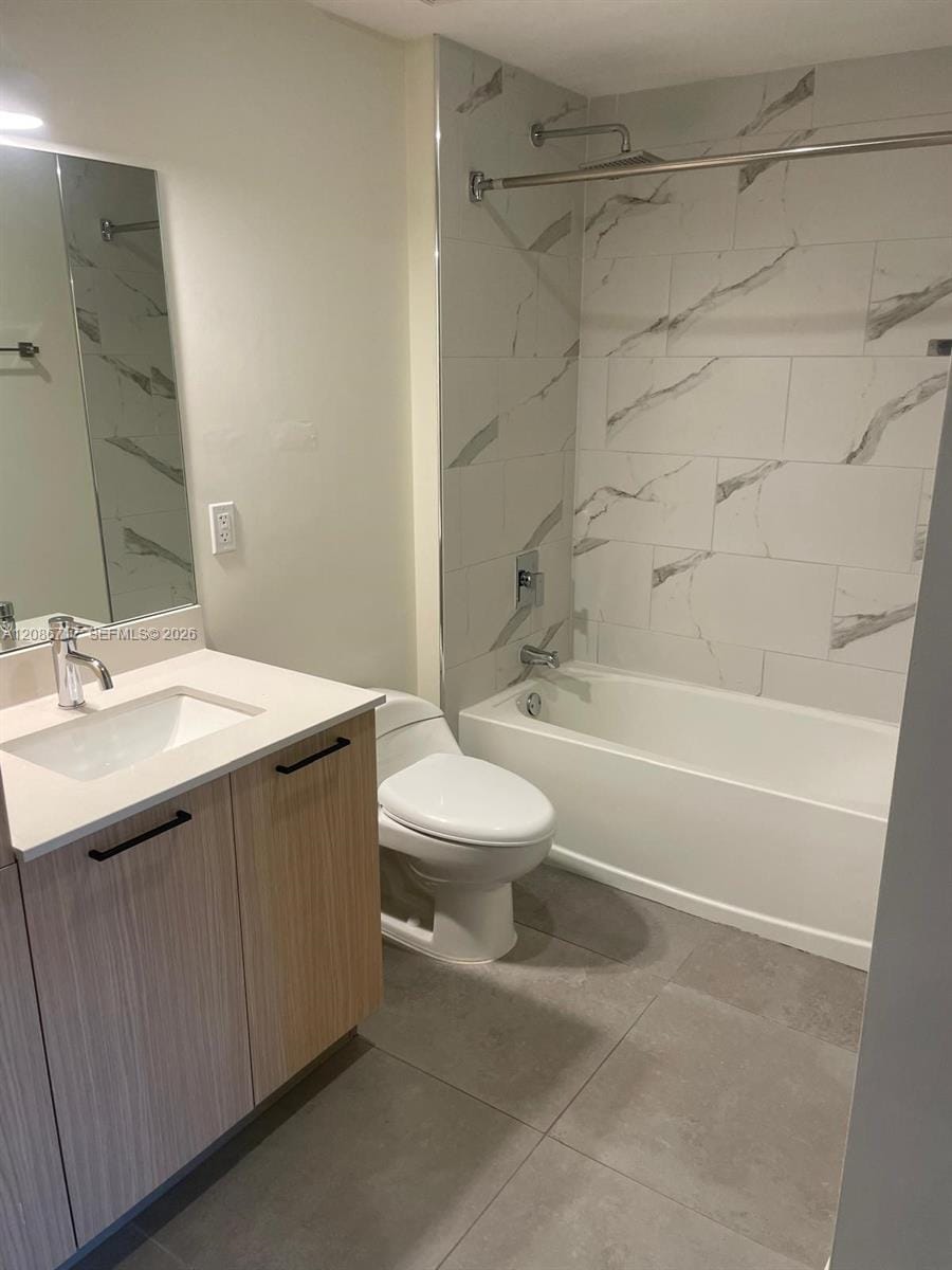 16395 Biscayne Boulevard 216, North Miami Beach, FL 33160 photo 5