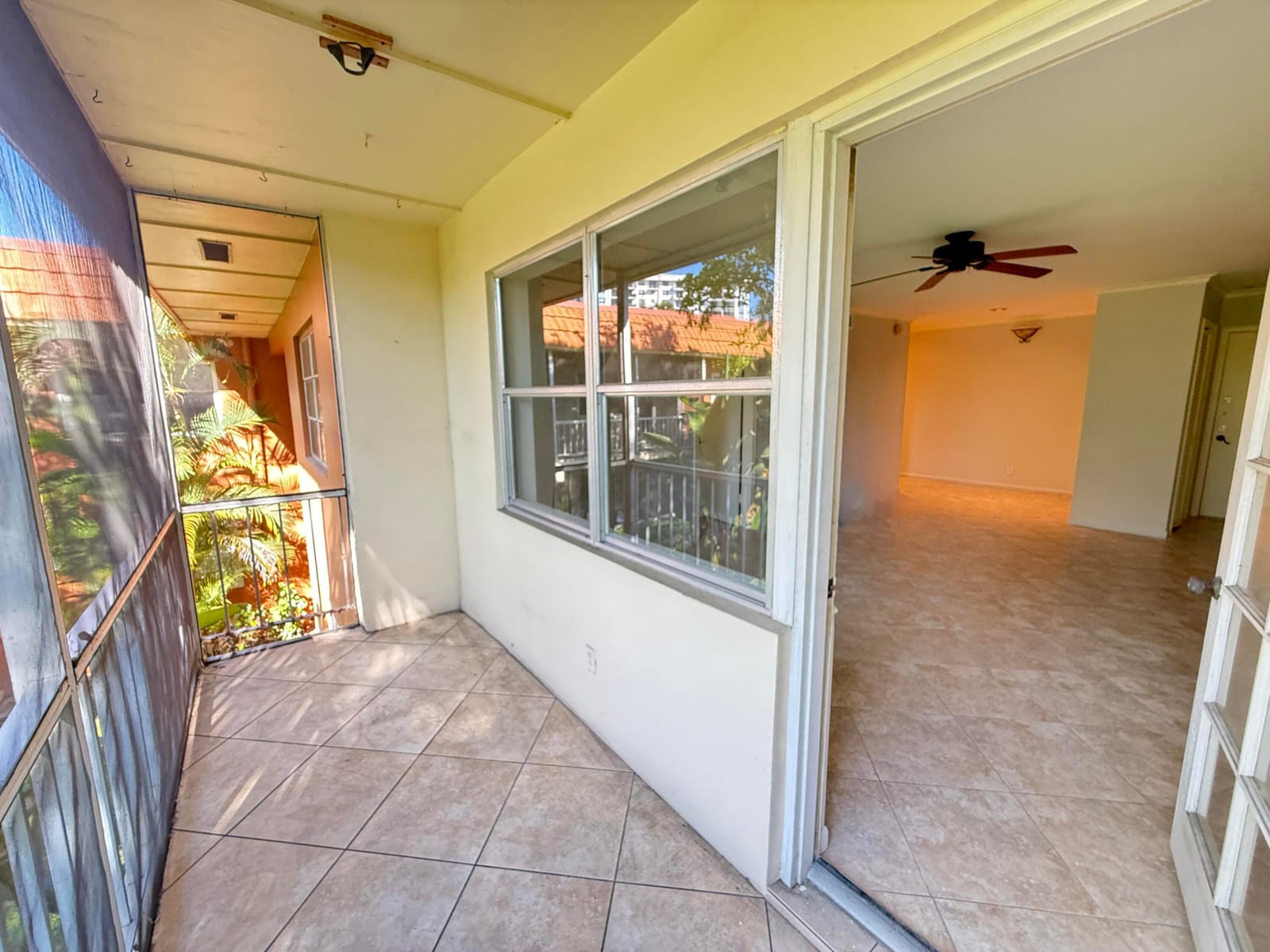 136 NE 19TH Court 220F, Wilton Manors, FL 33305 photo 12