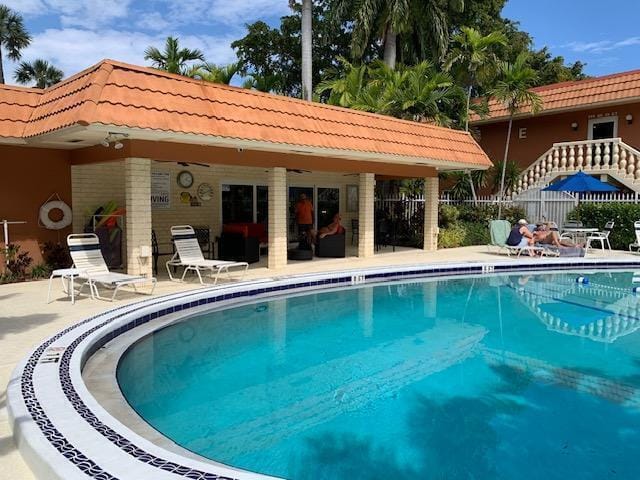 136 NE 19TH Court 220F, Wilton Manors, FL 33305 photo 15