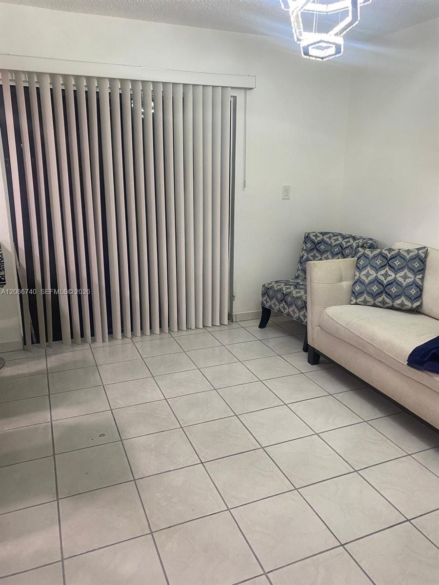 5209 W 24th Court 5209 — photo 4