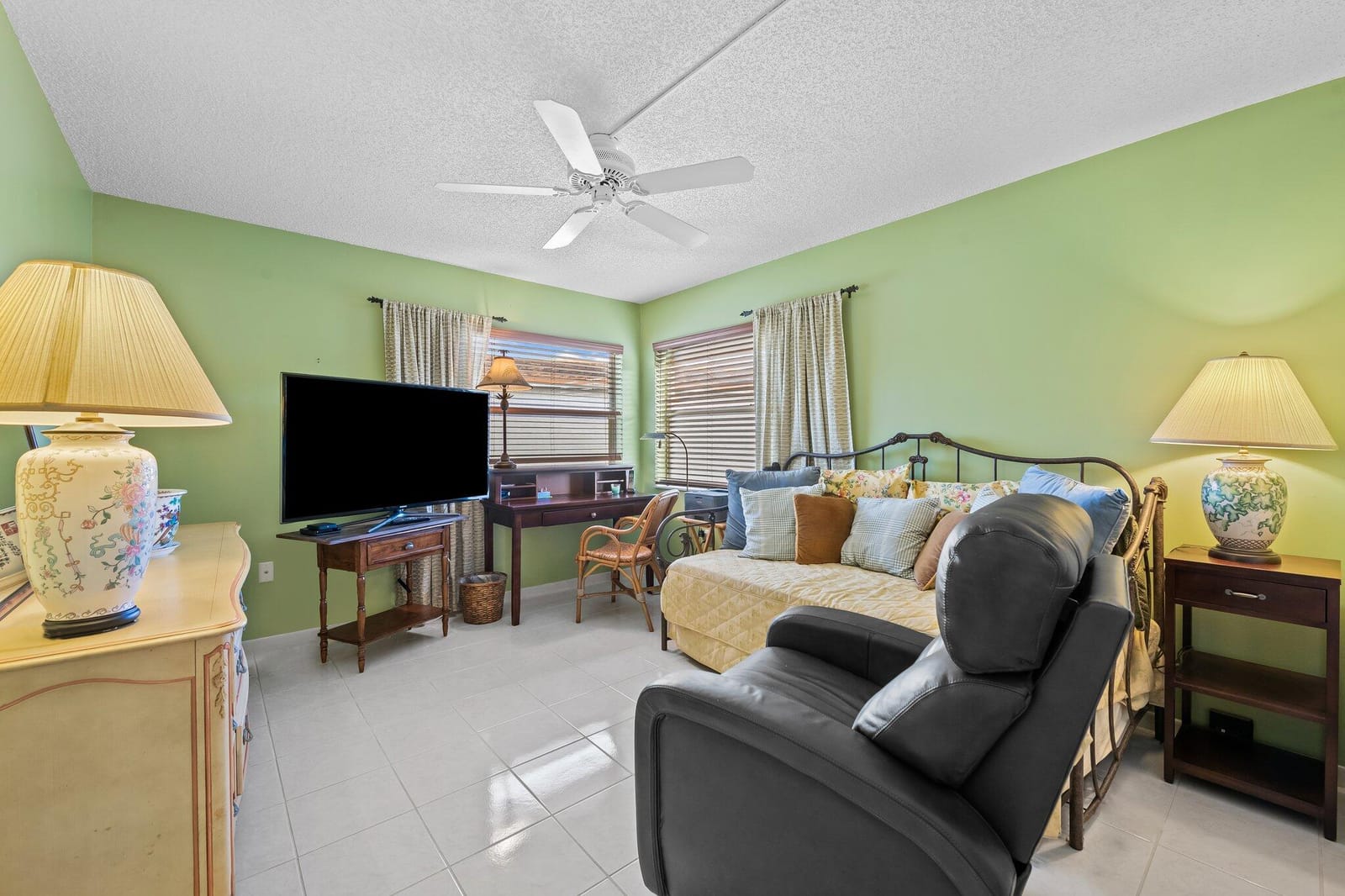 3930 Inverrary Boulevard 608-D, Lauderhill, FL 33319 photo 17