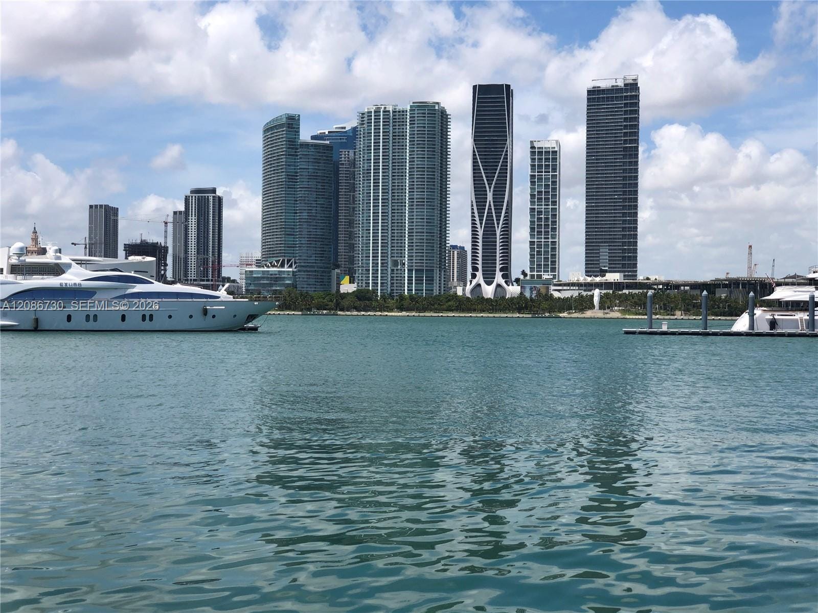 900 Biscayne Boulevard 3502 — photo 1