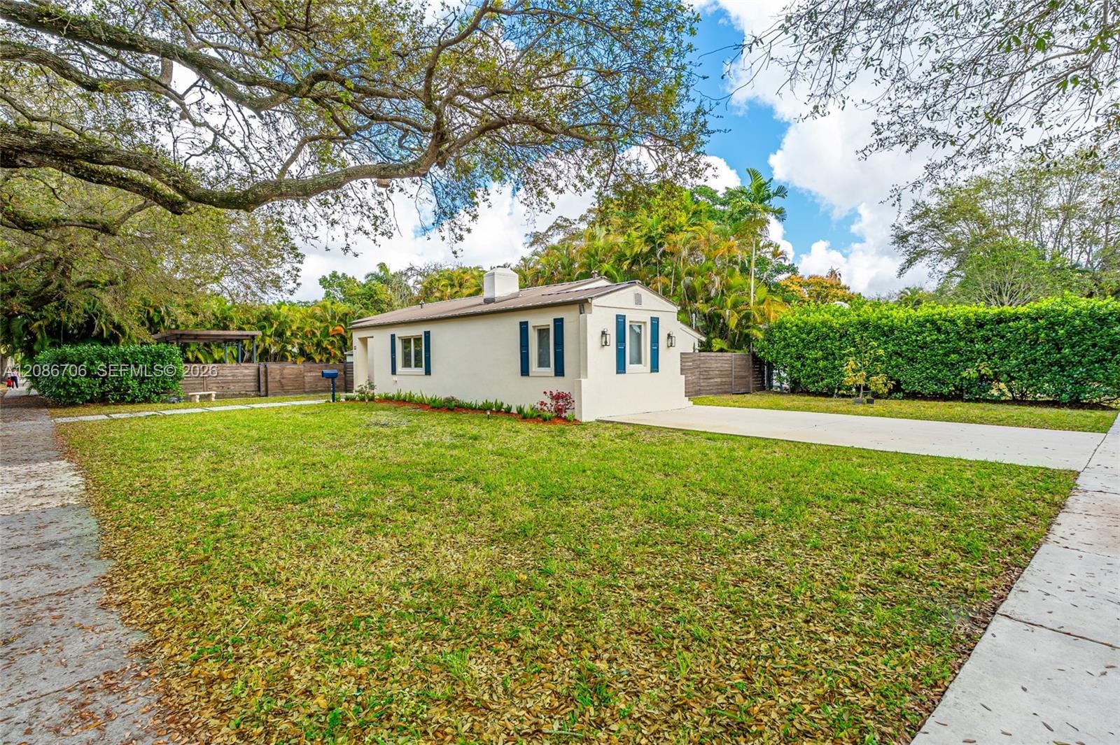 295 De Leon Drive — photo 4