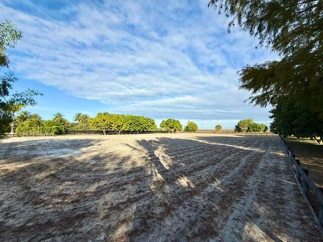 16493 RUSTIC Road — photo 8